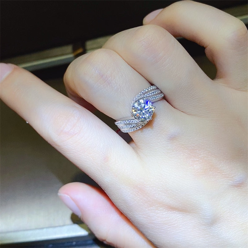 Women’s 1 Carat Moissanite 925 Sterling Silver Ring