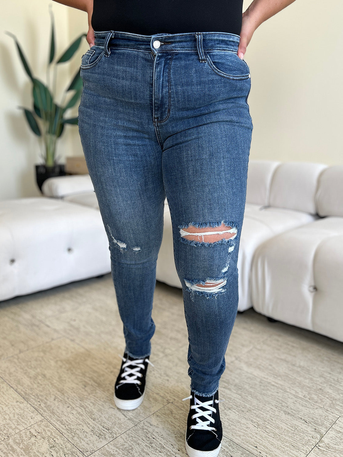 Judy Blue Women’s Full Size  High Waist Distressed Skinny Jeans Cotton Elastrell Polyester Spandex Size 3-24W