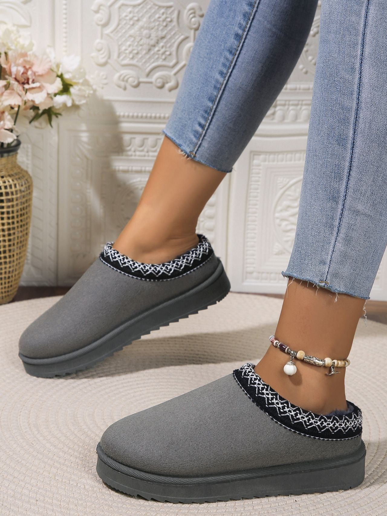 Blueberi B Women’s RoundToe Platform Slippers Faux Fur Rubber Size 5-12