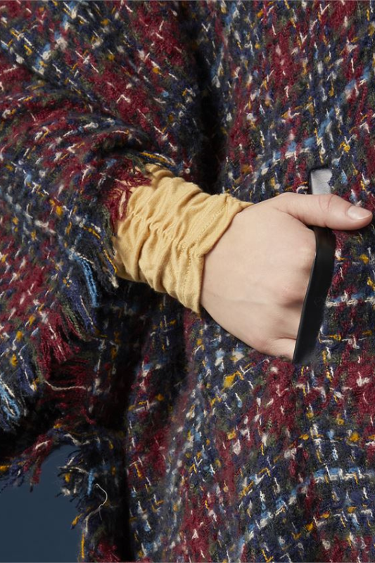 Coco + Carmen Women’s Scrunch Sleeve Crew Neck Tee Rayon Spandex SM LXL XXL