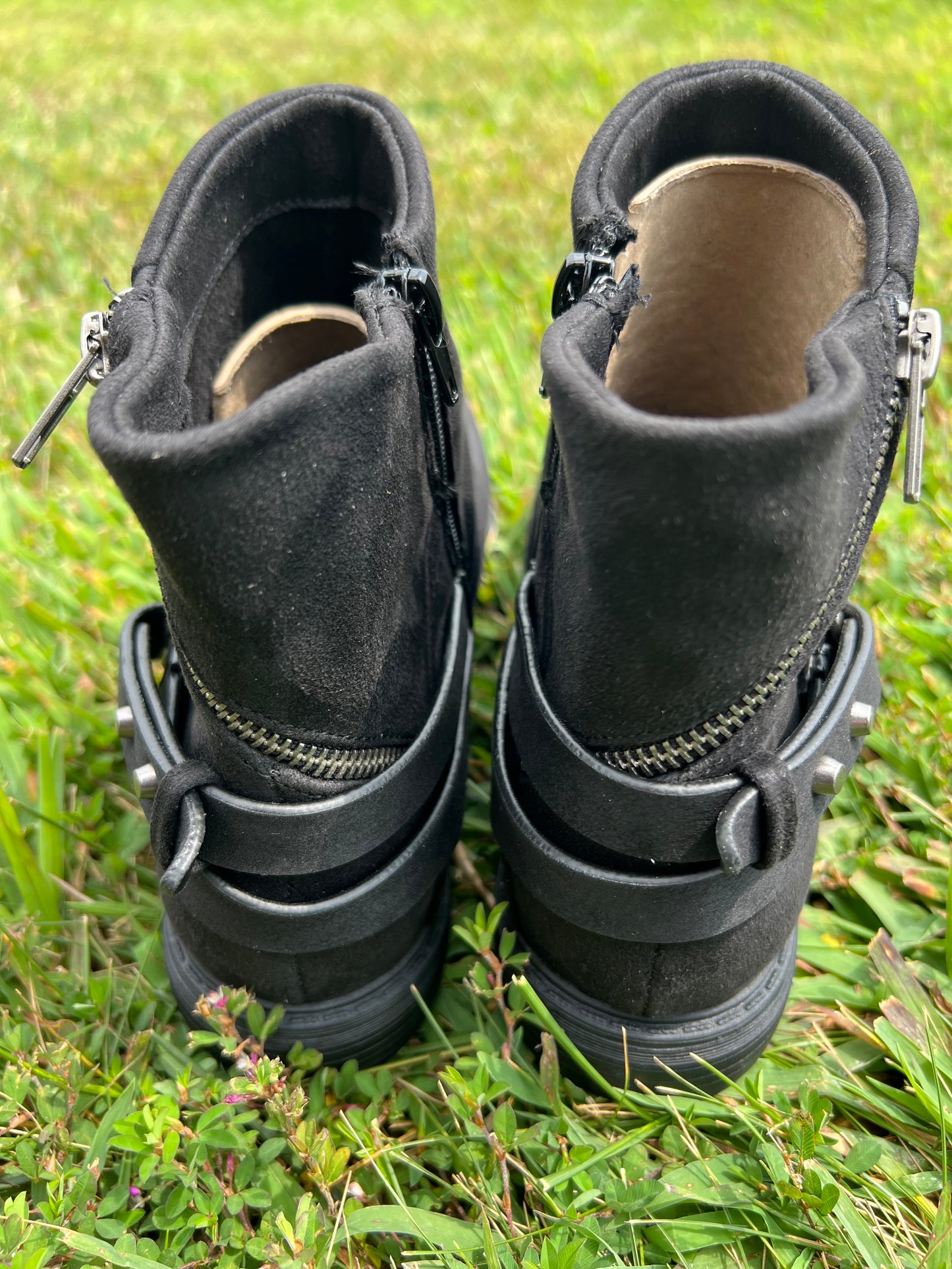 Very G Natasha Short Top Bootie Faux Leather Suede Size 6-11