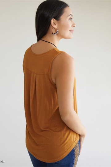 Coco + Carmen Women’s Erin Pleat Back Sleeveless Tank Polyester Spandex Size S/M L/XL XXL