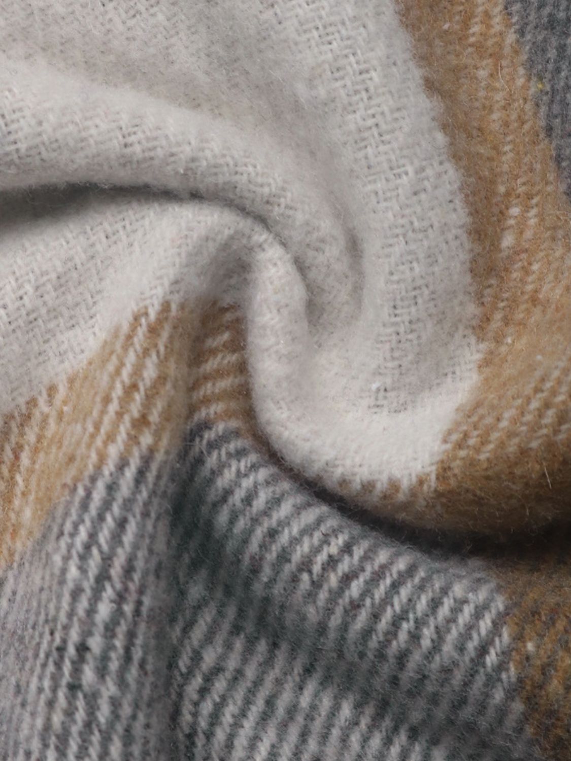 Blueberi B Women’s Perfect Plaid Snap Down Long Sleeve Shacket Polyester Cotton Size S-XL