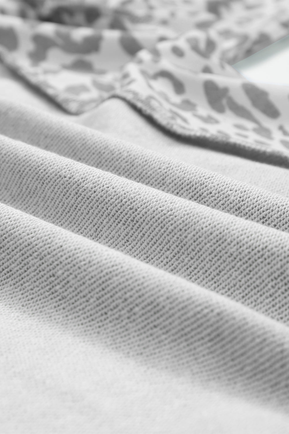 Blueberi B Women’s Exposed Seam Leopard Long Sleeve Sweatshirt Polyester Cotton Size S-L