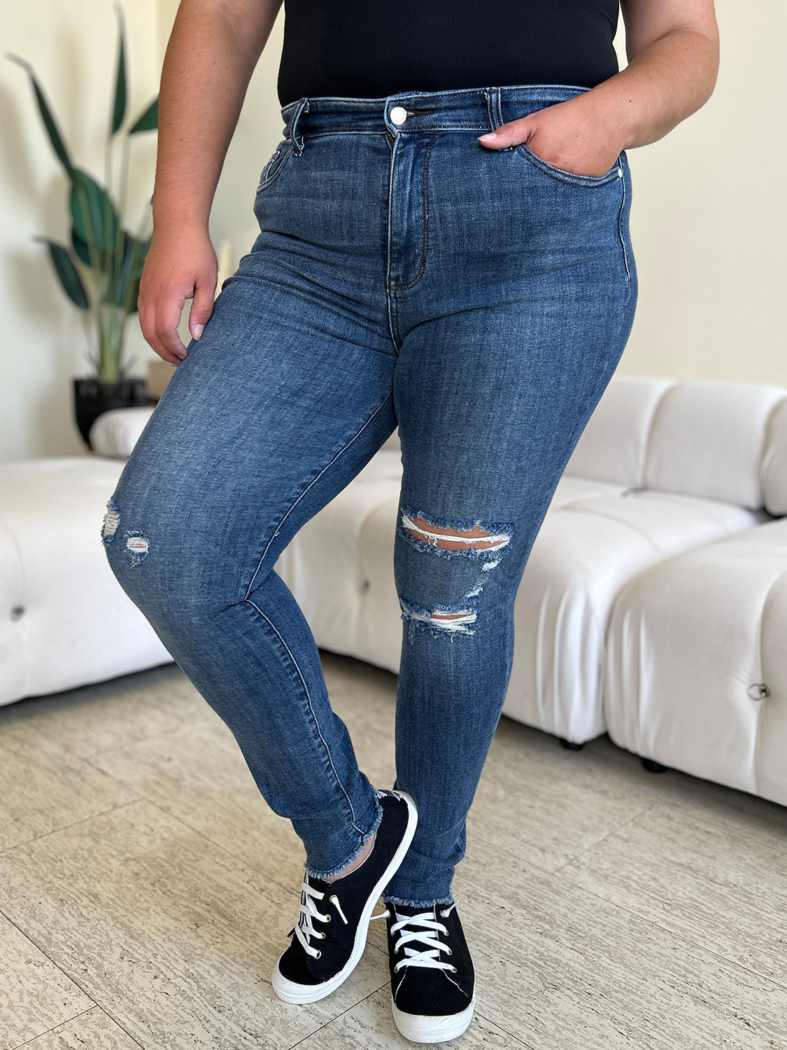 Judy Blue Women’s Full Size  High Waist Distressed Skinny Jeans Cotton Elastrell Polyester Spandex Size 3-24W