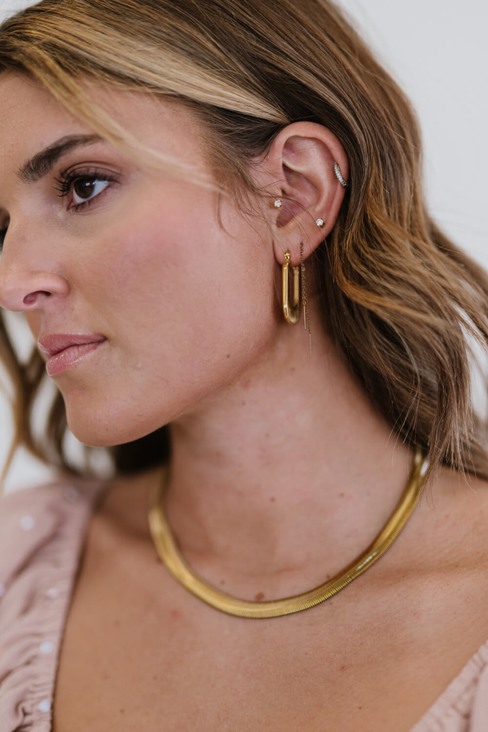 Women's Good Luck Charm Screw-Thread U-Shaped Earrings