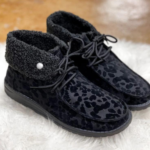 Gypsy Jazz Very G Odion Black Leopard Booties with Fur tops.