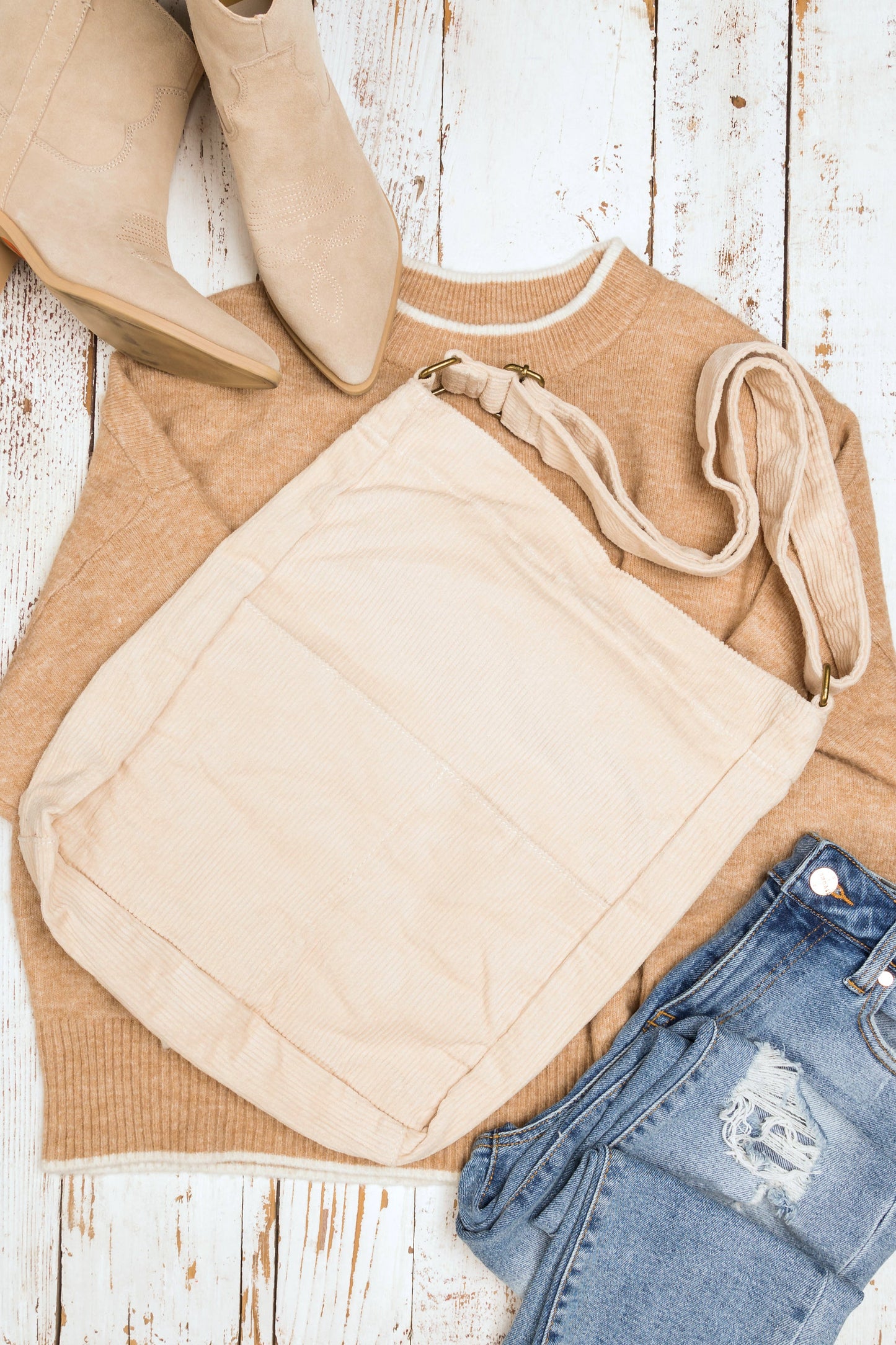 100% Cotton Corduroy Magnetic Clasp Adjustable Strap Messenger Bag with Bronze Hardware | 16" x 15"