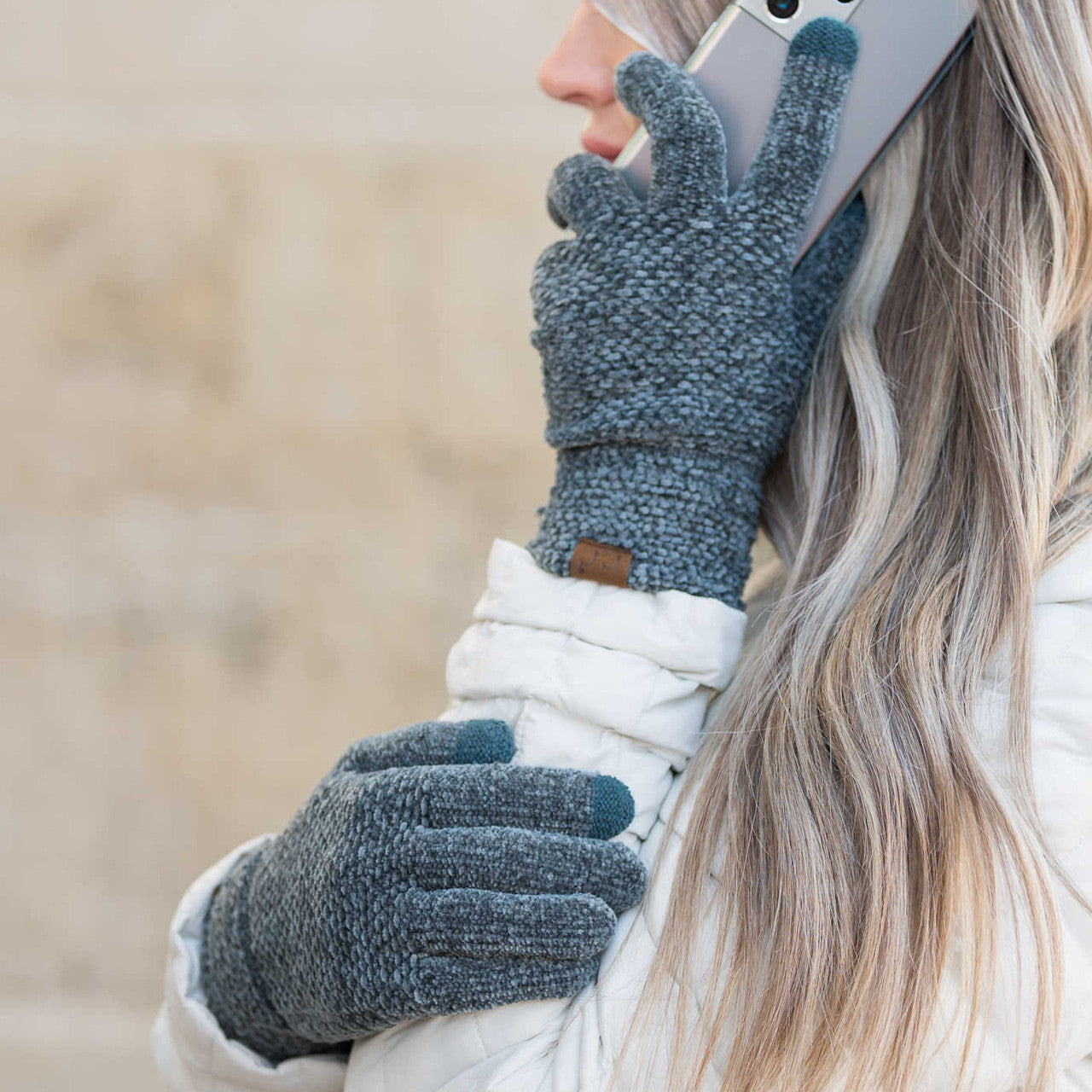 C.C® 100% Buttery Soft Chenille Polyester Touchscreen Compatible Gloves | One Size Teen–Adult