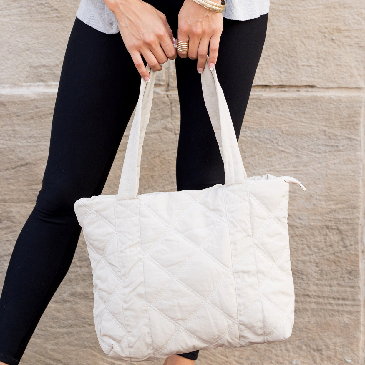 100% Easy Clean Polyester Puffed Quilted Zip Top Tote Bag with 3 Interior Pockets | 16.5" x 16"