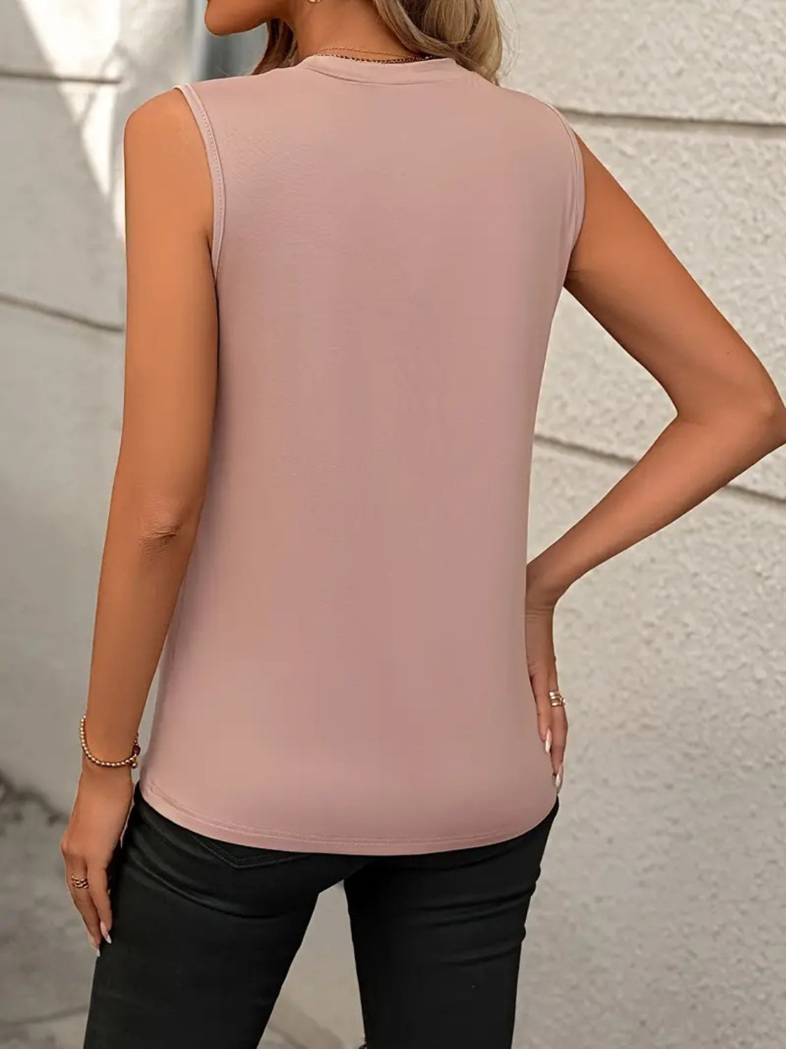 Blueberi B Women’s Round Neck Sleeveless Tank Rayon Polyester Size S-2XL