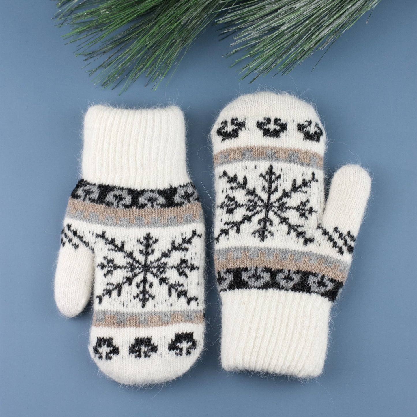 100% Soft Polyester Nordic Snowflake Mittens with Fuzzy Lining | One Size