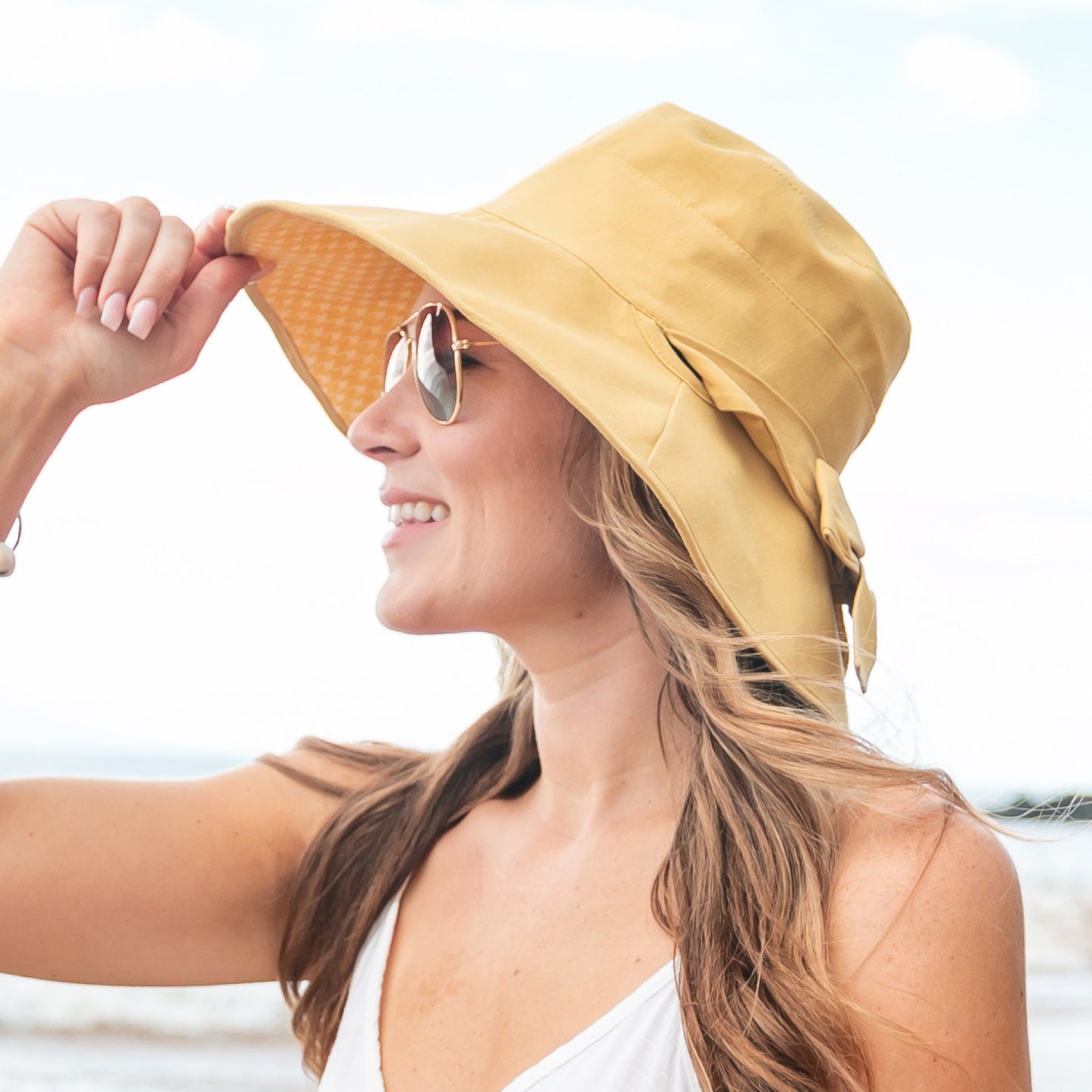 100% Polyester Reversible Houndstooth Lined Bow Accent Foldable Cargo Sun Hat | One Size