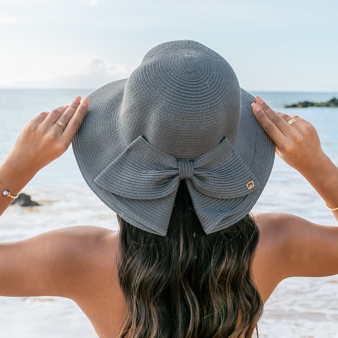 100% Straw Foldable Oversized Bow Back Wire Brim Wide Brim Sun Hat | One Size