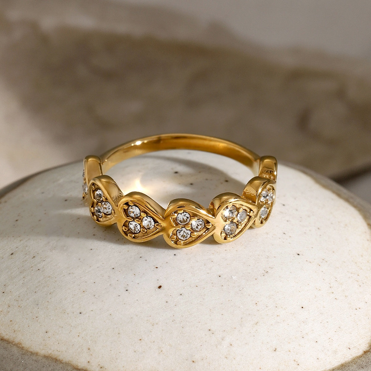 Women’s Stainless Steel Inlaid Zircon Heart Ring